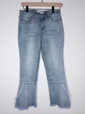 Women’s Free Heart Denim Jeans Frayed Cropped Hem Slim Stretch  Sz 28